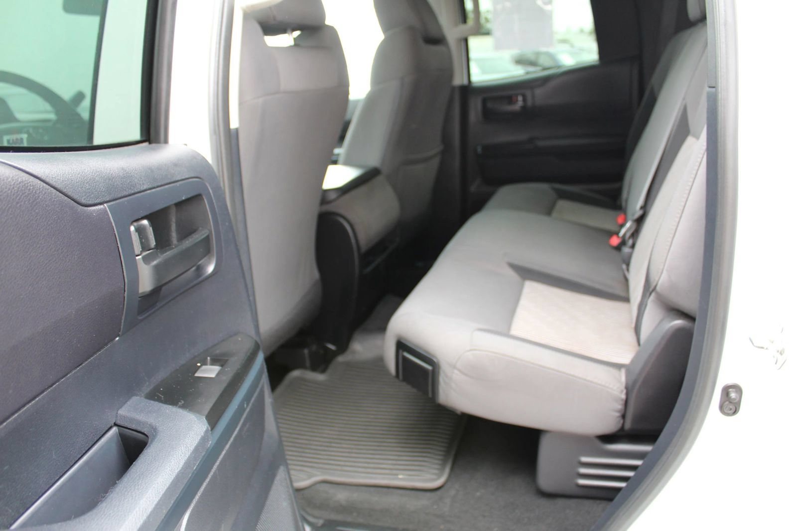 Used 2014 Toyota Tundra SR RWD image 12