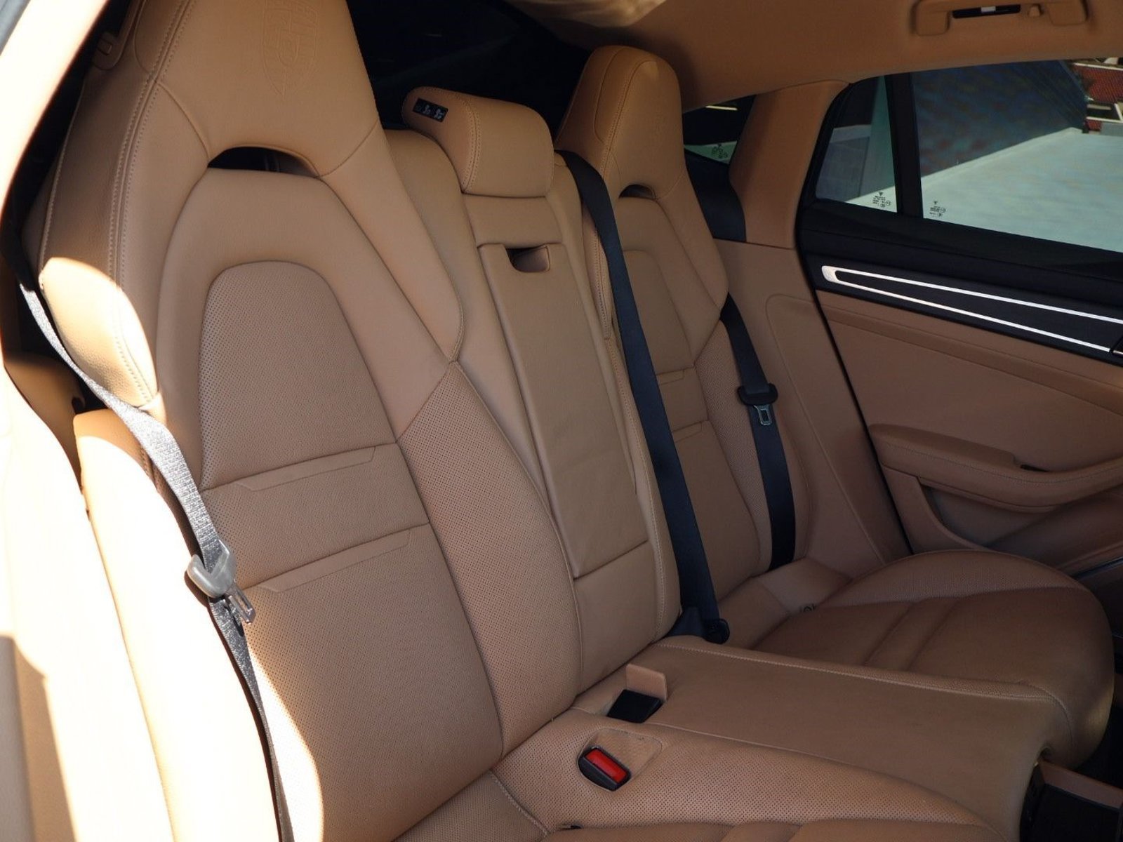 Certified 2023 Porsche Panamera Platinum Edition RWD image 23