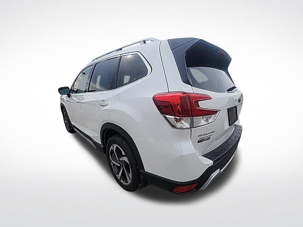 Used 2024 Subaru Forester Touring AWD/4WD image 5
