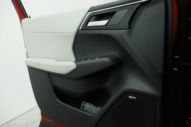 New 2026 Mitsubishi Outlander SE FWD image 14