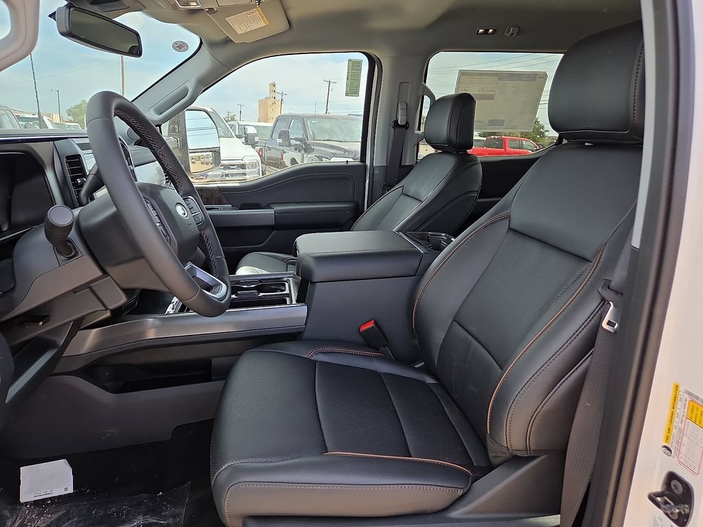 New 2026 Ford F350 Lariat w/ Black Appearance Package AWD/4WD image 17