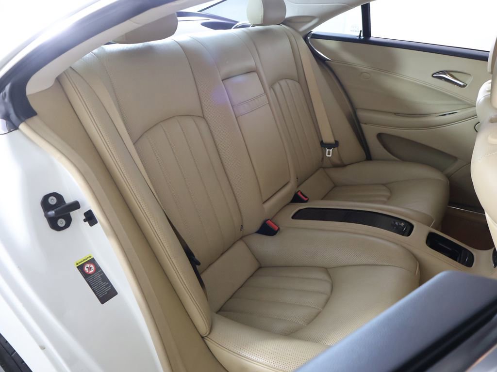 Used 2007 Mercedes-Benz CLS 550 image 32