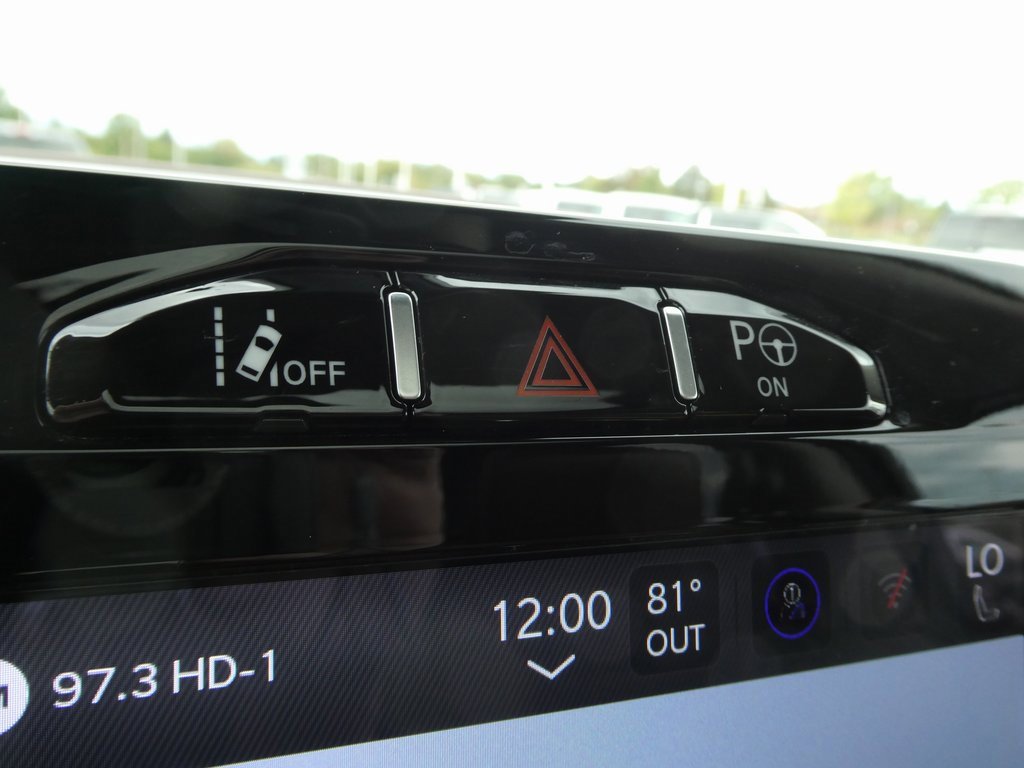 Used 2022 RAM 1500 Limited image 19