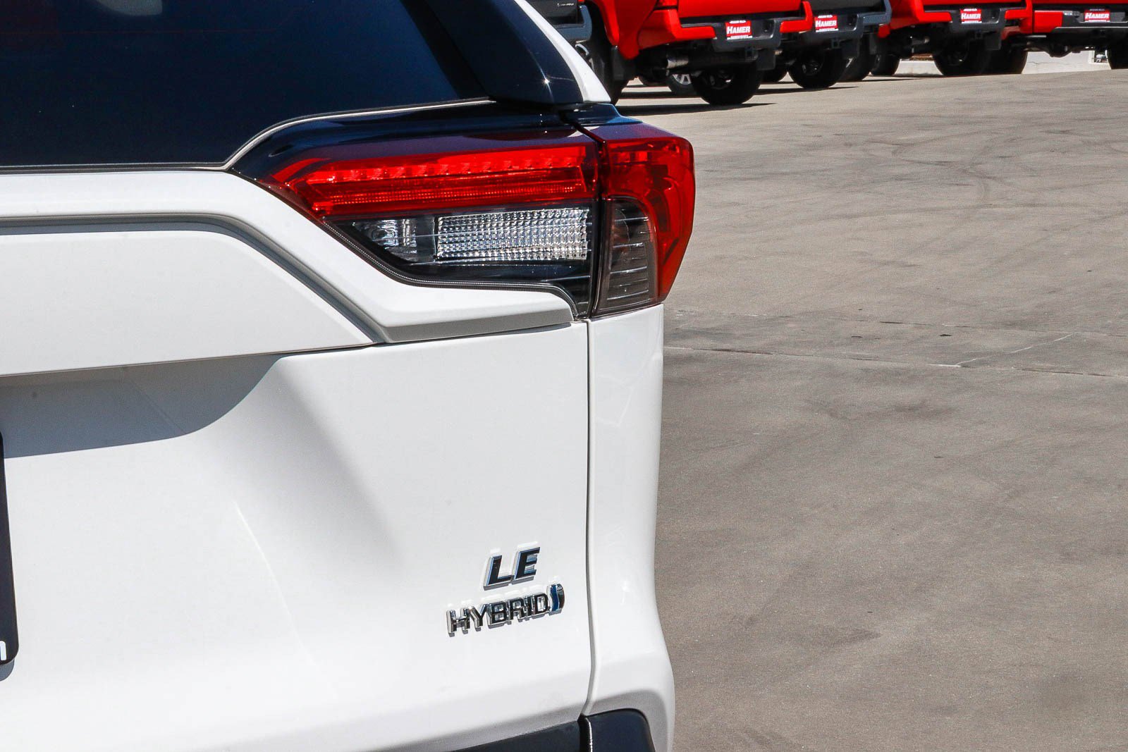 Certified 2023 Toyota RAV4 LE AWD/4WD image 8