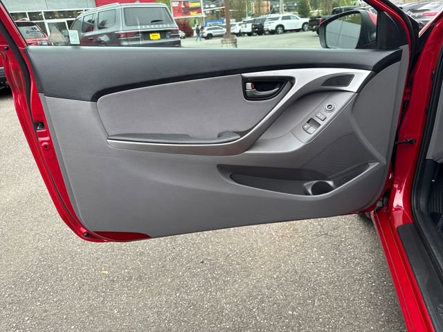 Used 2013 Hyundai Elantra FWD image 17