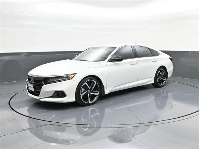 Used 2022 Honda Accord Sport image 1