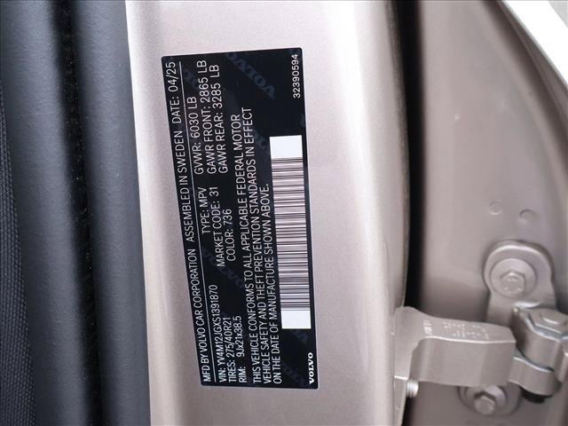 Used 2025 Volvo XC90 B5 Ultra w/ Protection Package Premier AWD/4WD image 17