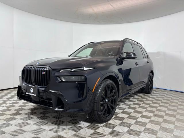 Used 2025 BMW X7 M60i AWD/4WD image 3