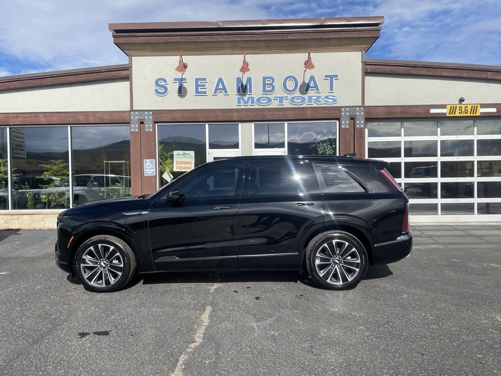 Used 2026 Cadillac Vistiq Sport w/ LPO, Floor Liner Package image 2