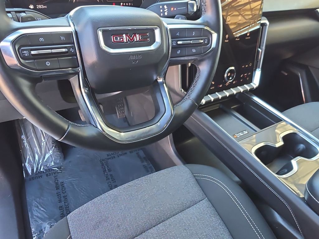 Used 2025 GMC Acadia Elevation image 11