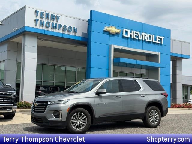 Used 2023 Chevrolet Traverse LT FWD image 1