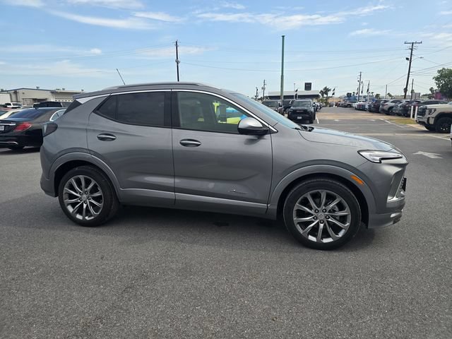 New 2026 Buick Encore GX Avenir w/ Avenir Technology Package FWD image 4