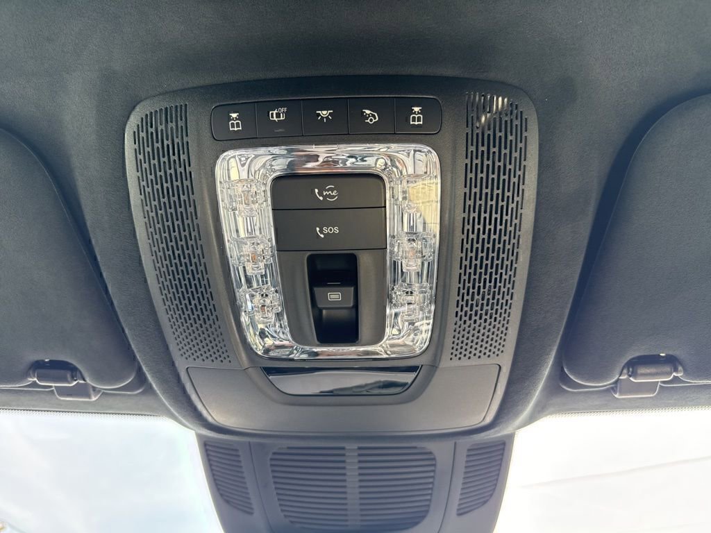 New 2025 Mercedes-Benz GLS 63 AMG 4MATIC image 30