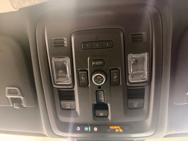 Used 2024 Chevrolet Suburban High Country AWD/4WD image 50
