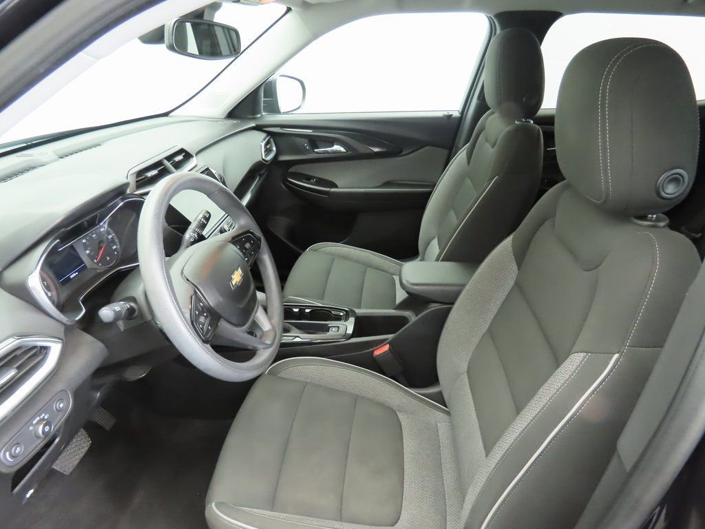 Used 2021 Chevrolet TrailBlazer LT w/ Convenience Package image 17