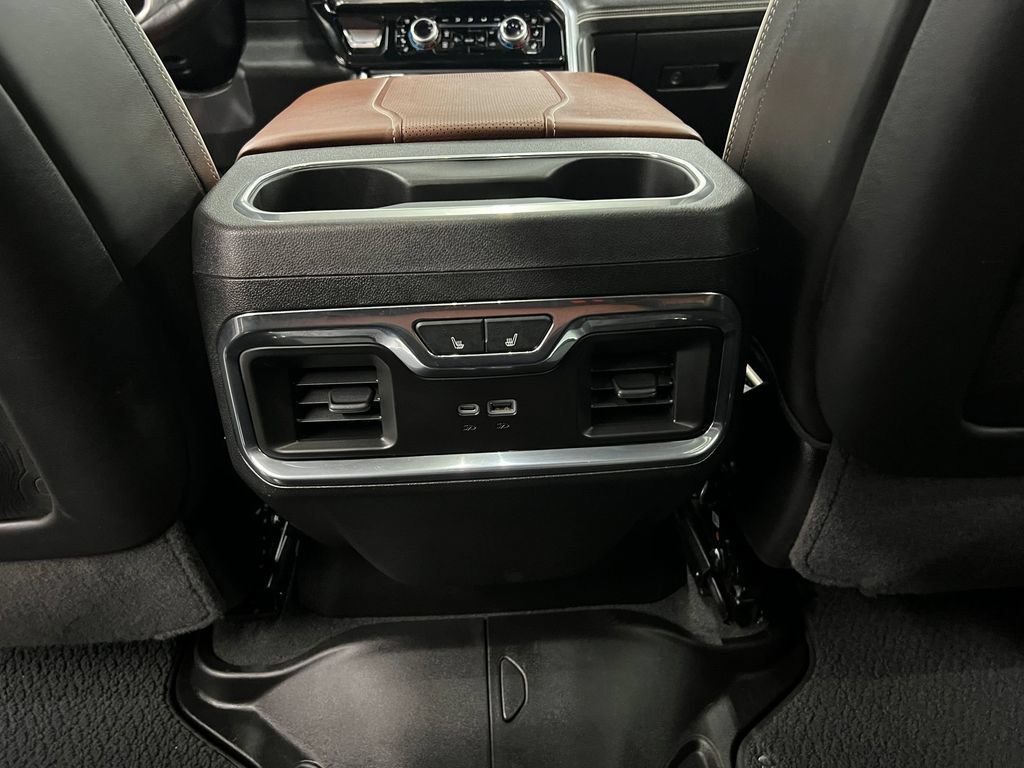 Used 2024 GMC Sierra 1500 Denali Ultimate AWD/4WD image 28