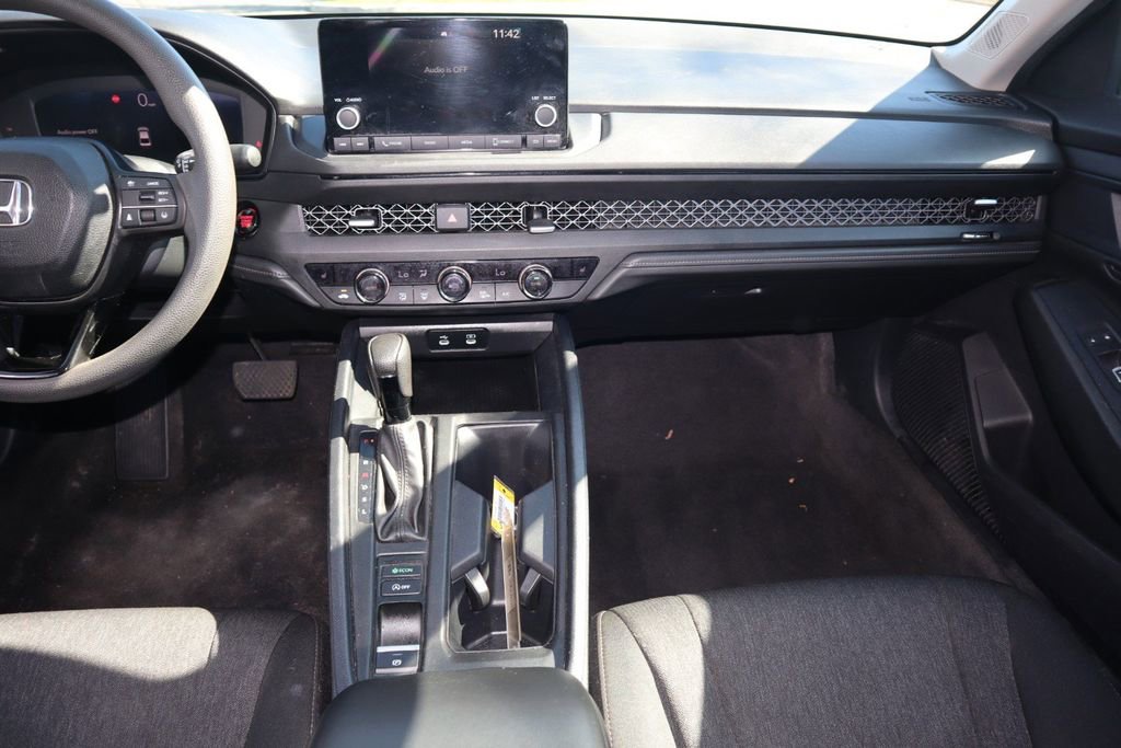 Used 2023 Honda Accord EX image 18