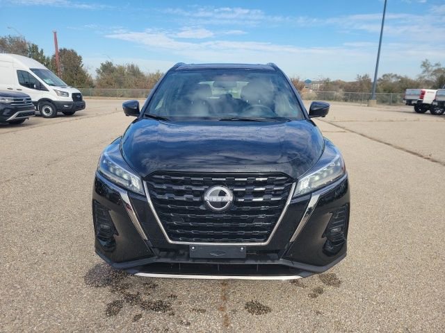 Used 2024 Nissan Kicks SR image 17
