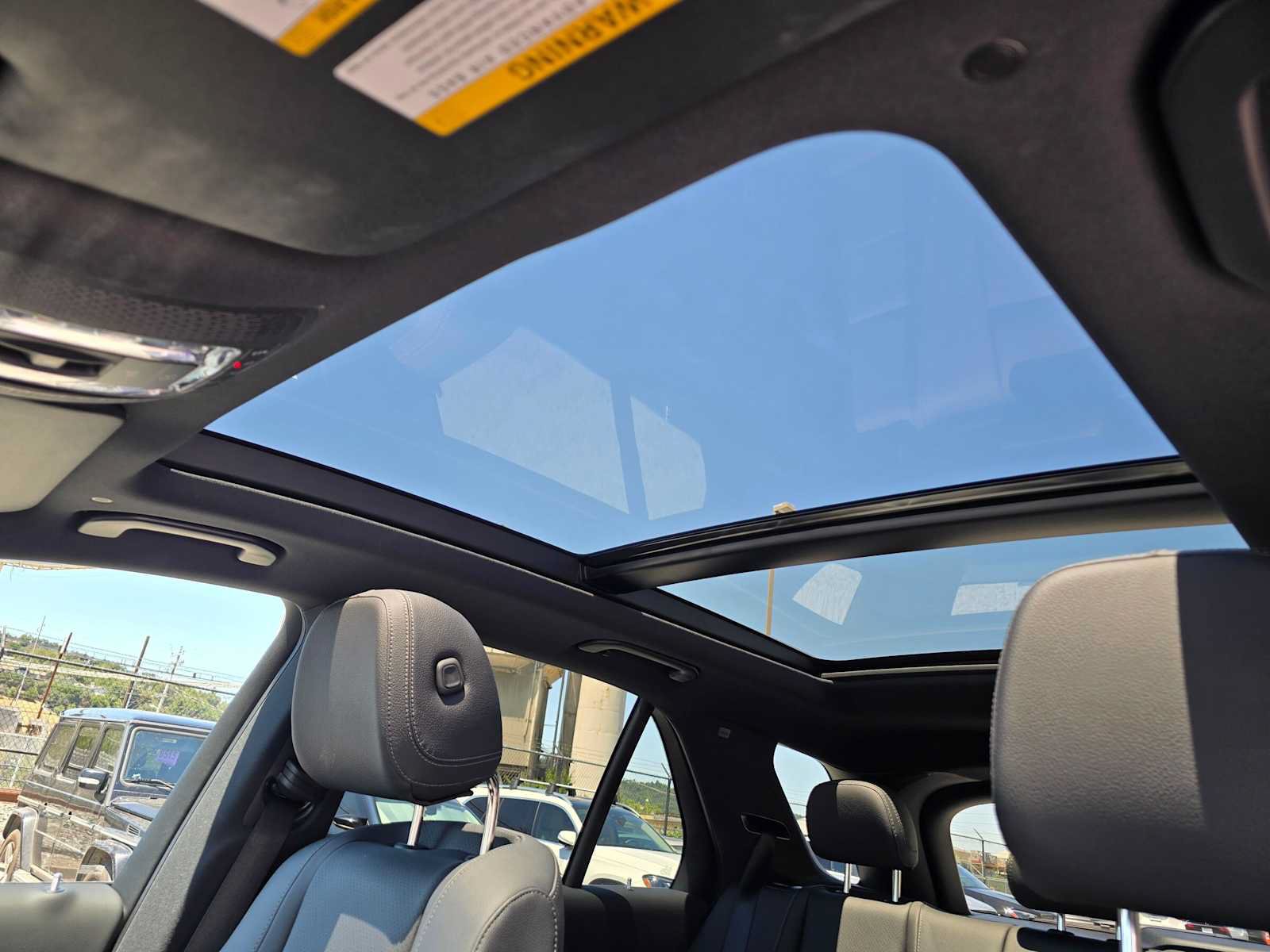 Used 2025 Mercedes-Benz GLE 450e 4MATIC image 23