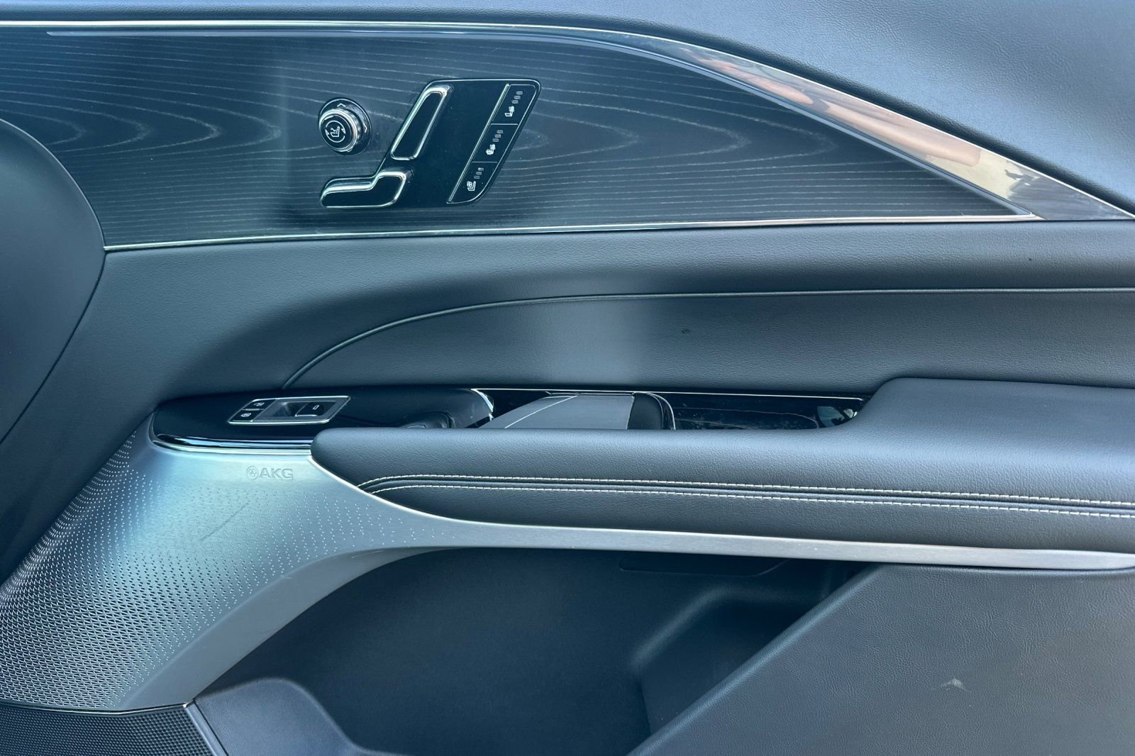 Certified 2024 Cadillac Lyriq Sport image 20