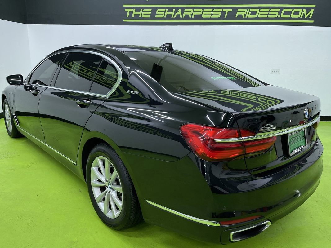 Used 2018 BMW 740e xDrive image 7