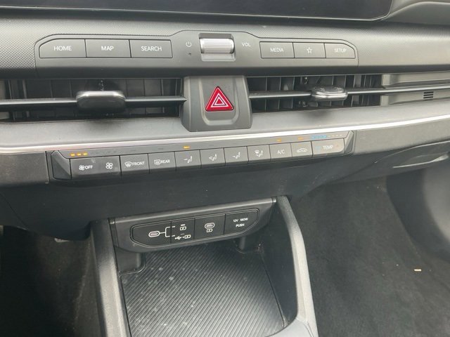 Certified 2025 Kia K4 LX image 23