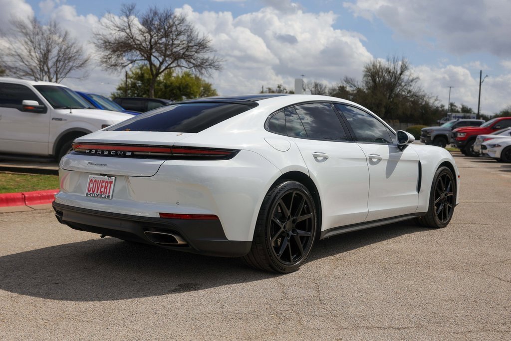 Used 2024 Porsche Panamera image 4