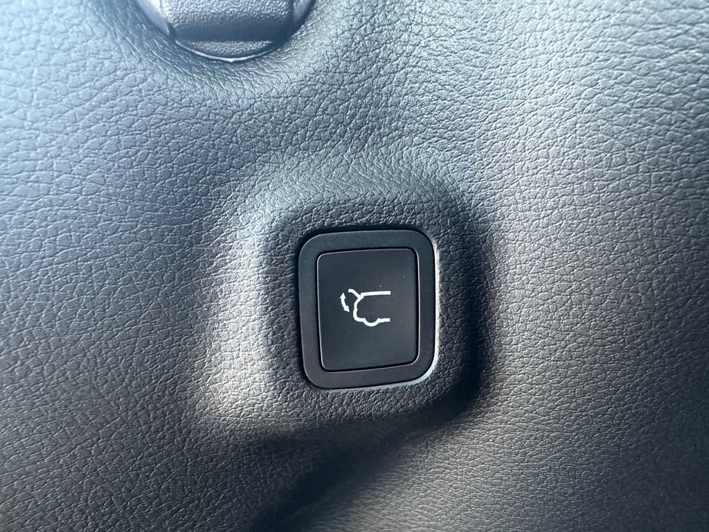 New 2026 Jeep Compass Latitude AWD/4WD image 15