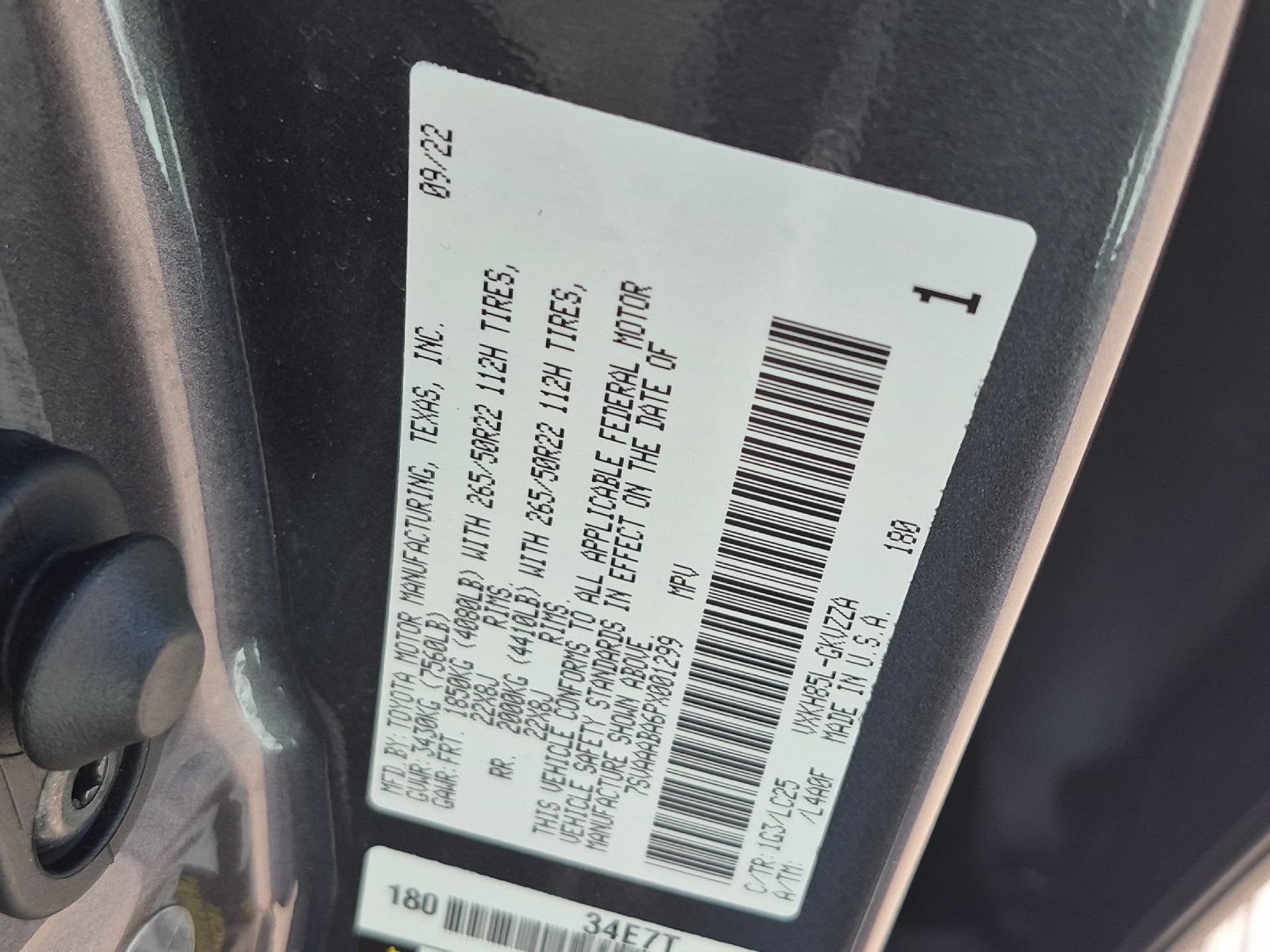 Used 2023 Toyota Sequoia Capstone AWD/4WD image 27