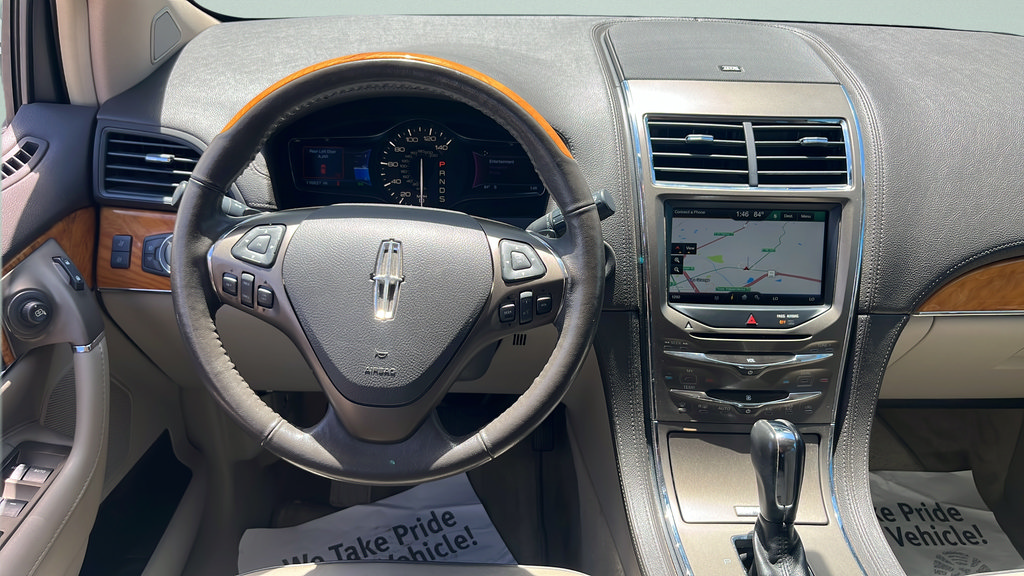 Used 2014 Lincoln MKX FWD w/ Equipment Group 102A image 10