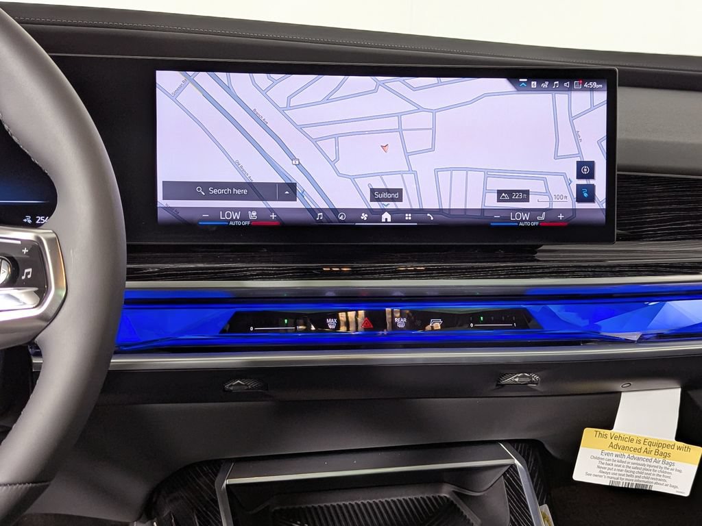 Used 2026 BMW i7 xDrive60 AWD/4WD image 42