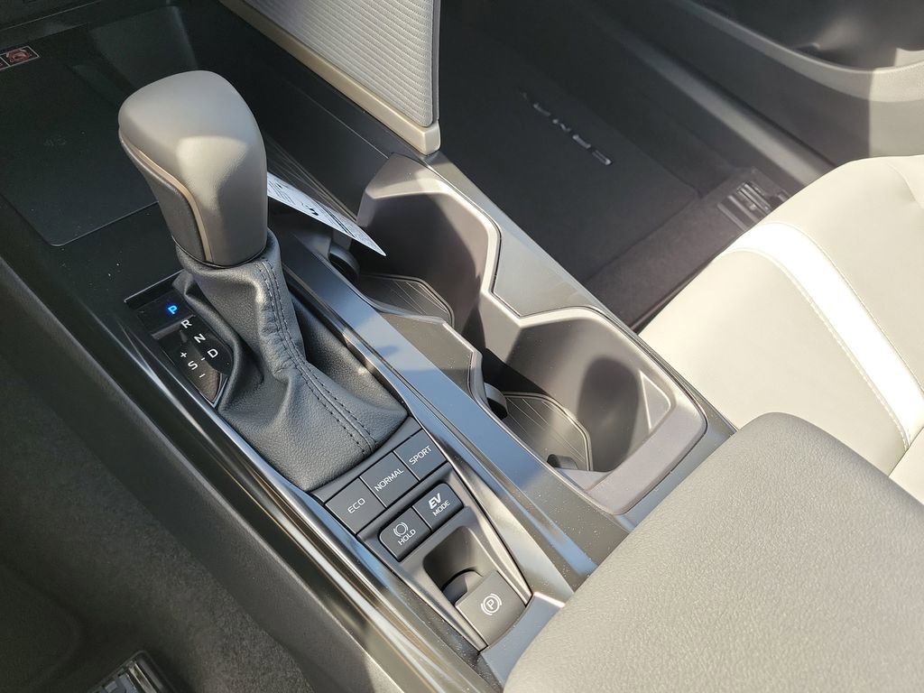 New 2026 Toyota Camry SE image 18