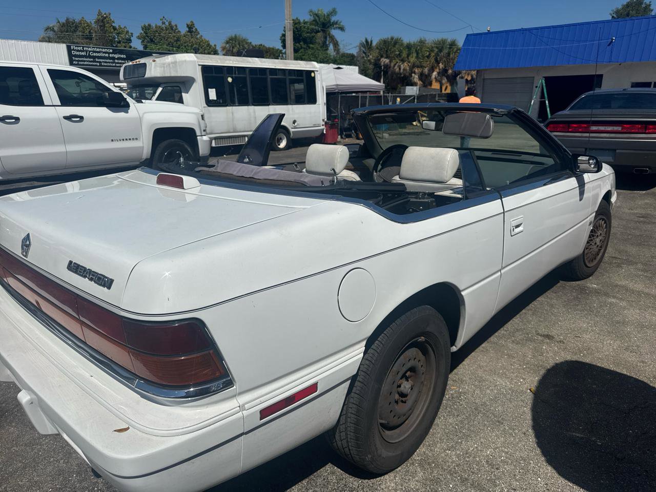 Used 1991 Chrysler LeBaron Convertible FWD image 7