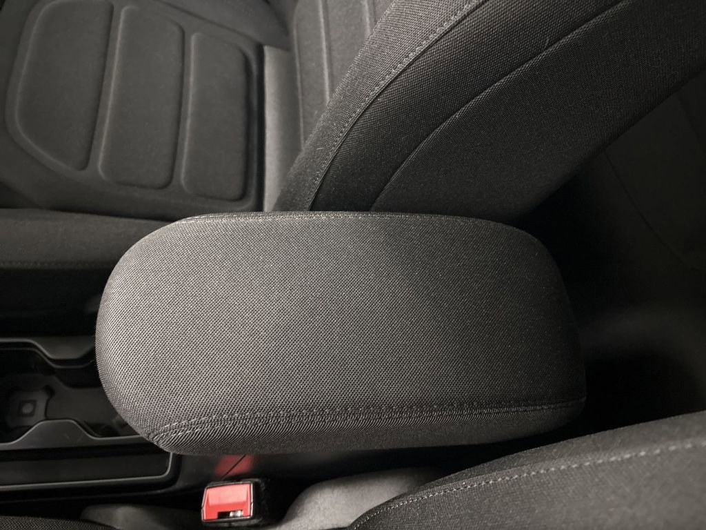 Used 2019 Jeep Renegade Latitude w/ Cold Weather Group image 52