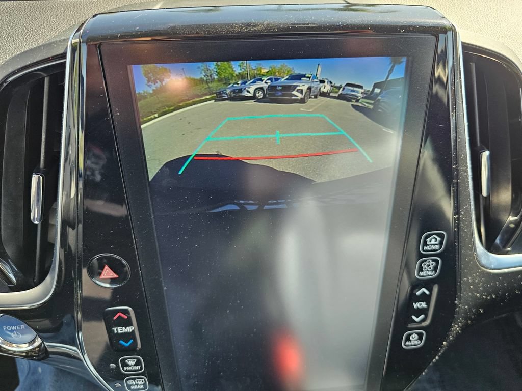 Used 2022 Toyota Prius Prime XLE FWD image 30