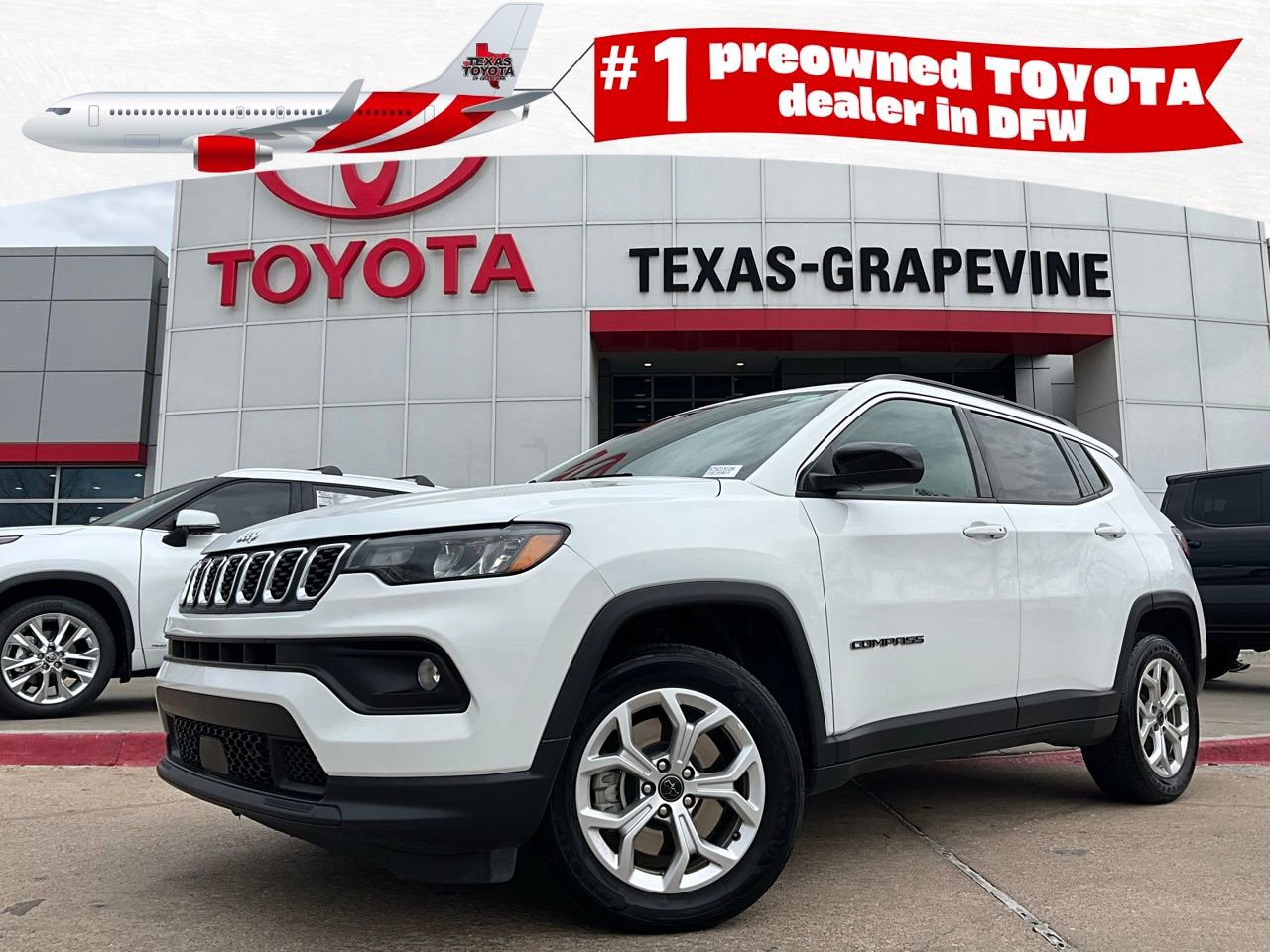 Used 2025 Jeep Compass Latitude AWD/4WD image 1
