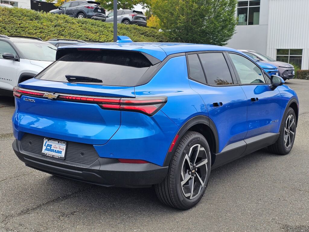 New 2026 Chevrolet Equinox EV LT image 5