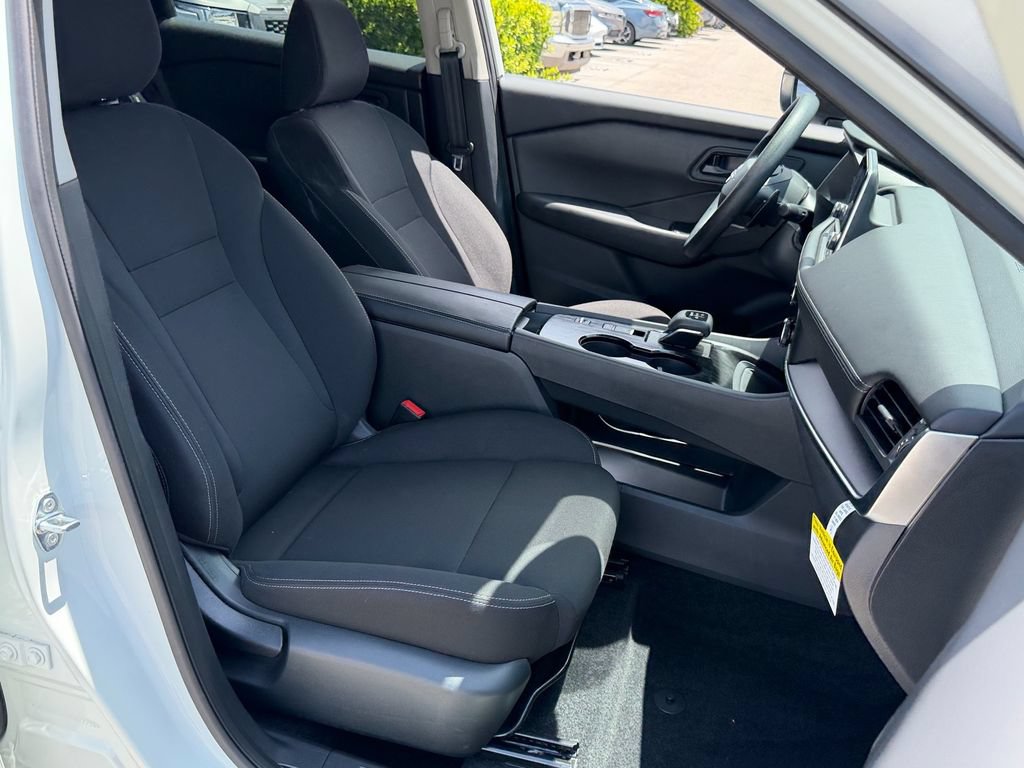 Certified 2026 Nissan Rogue S FWD image 17