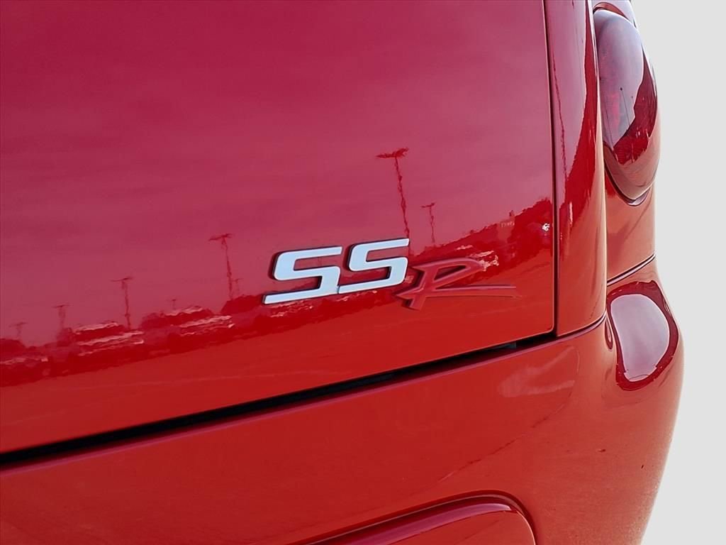 Used 2003 Chevrolet SSR w/ Preferred Equipment Group image 7