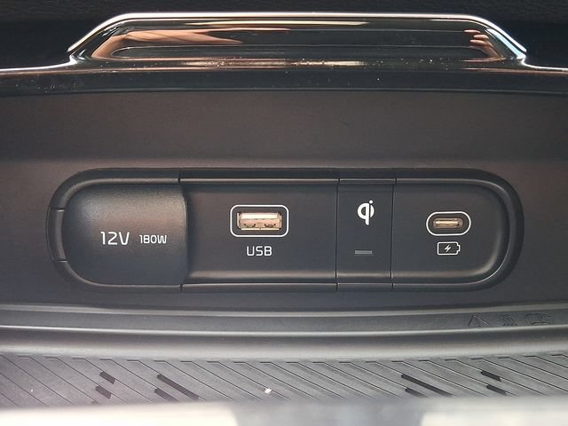 Certified 2025 Kia Sportage EX AWD/4WD image 23
