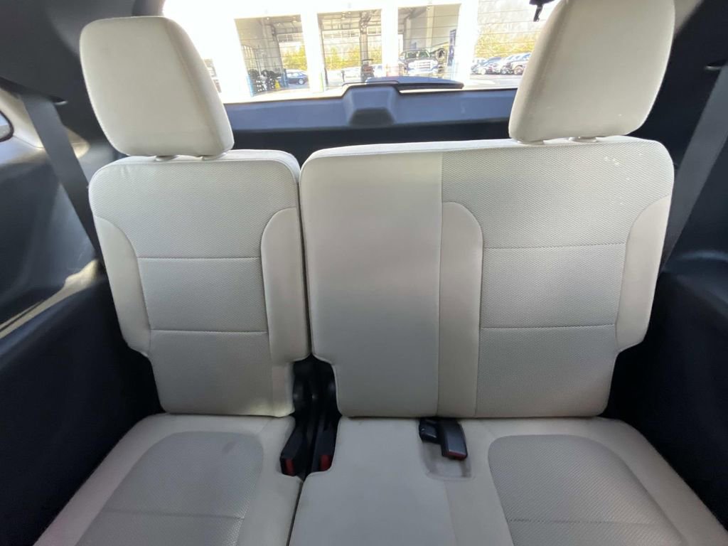 Certified 2023 Chevrolet Traverse LS image 13