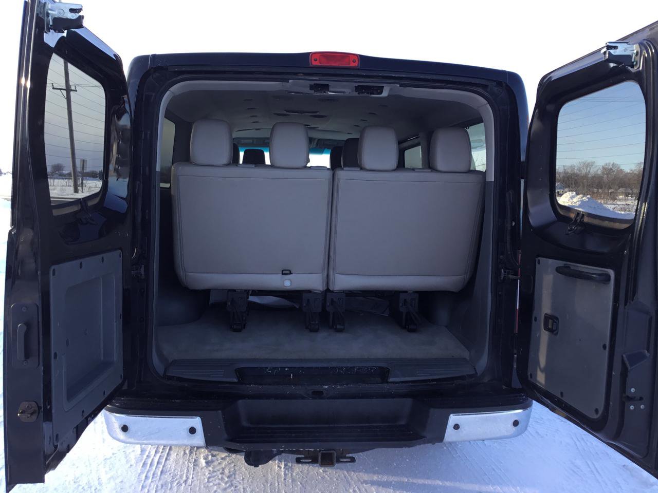 Used 2018 Nissan NV 3500 SL image 22