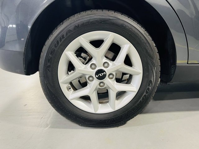 Used 2023 Kia Soul LX w/ LX Technology Package image 10