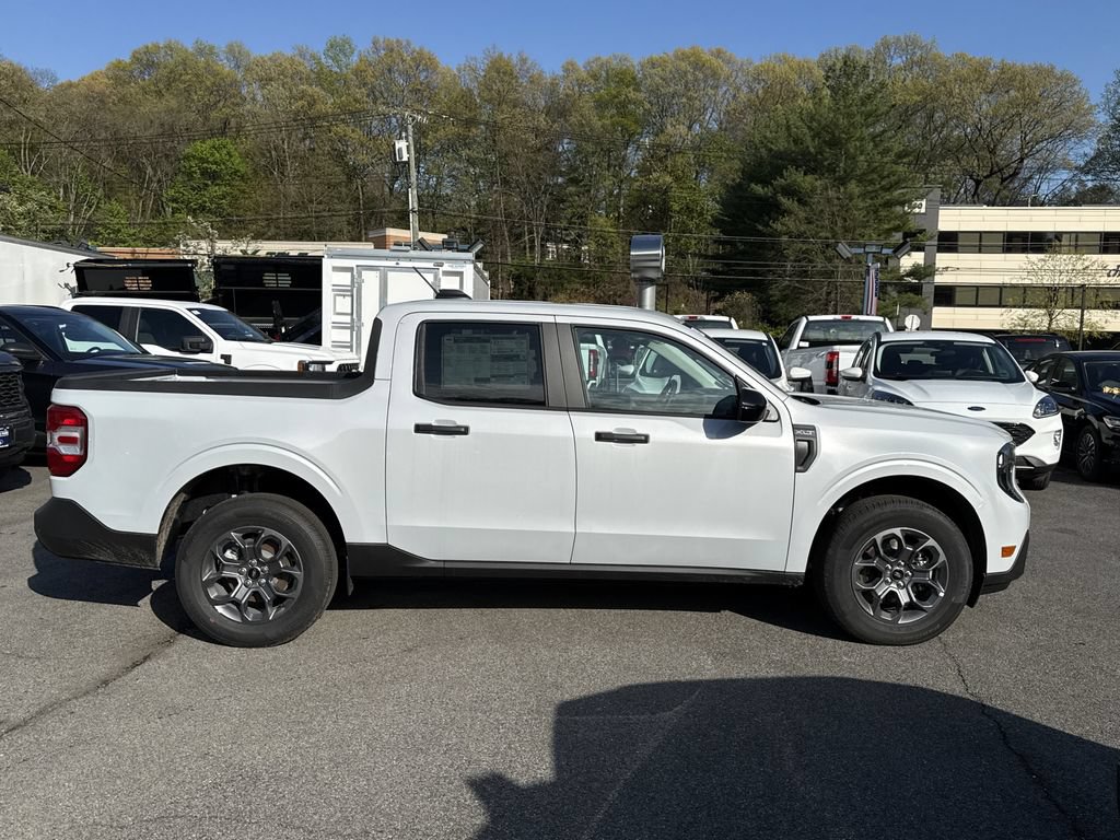 New 2026 Ford Maverick XLT w/ Equipment Group 301A AWD/4WD image 3