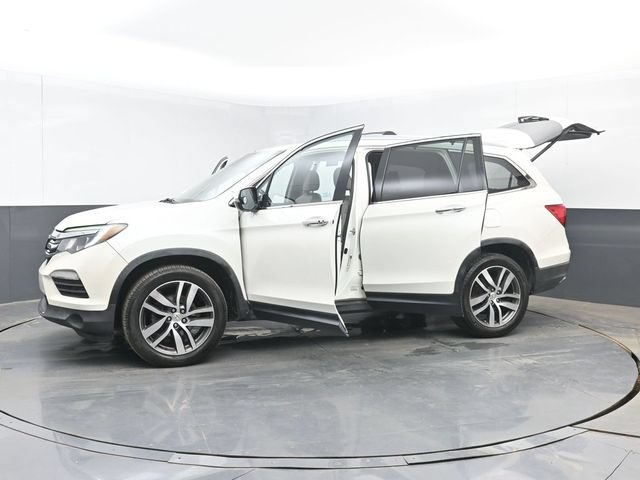 Used 2016 Honda Pilot Touring image 47
