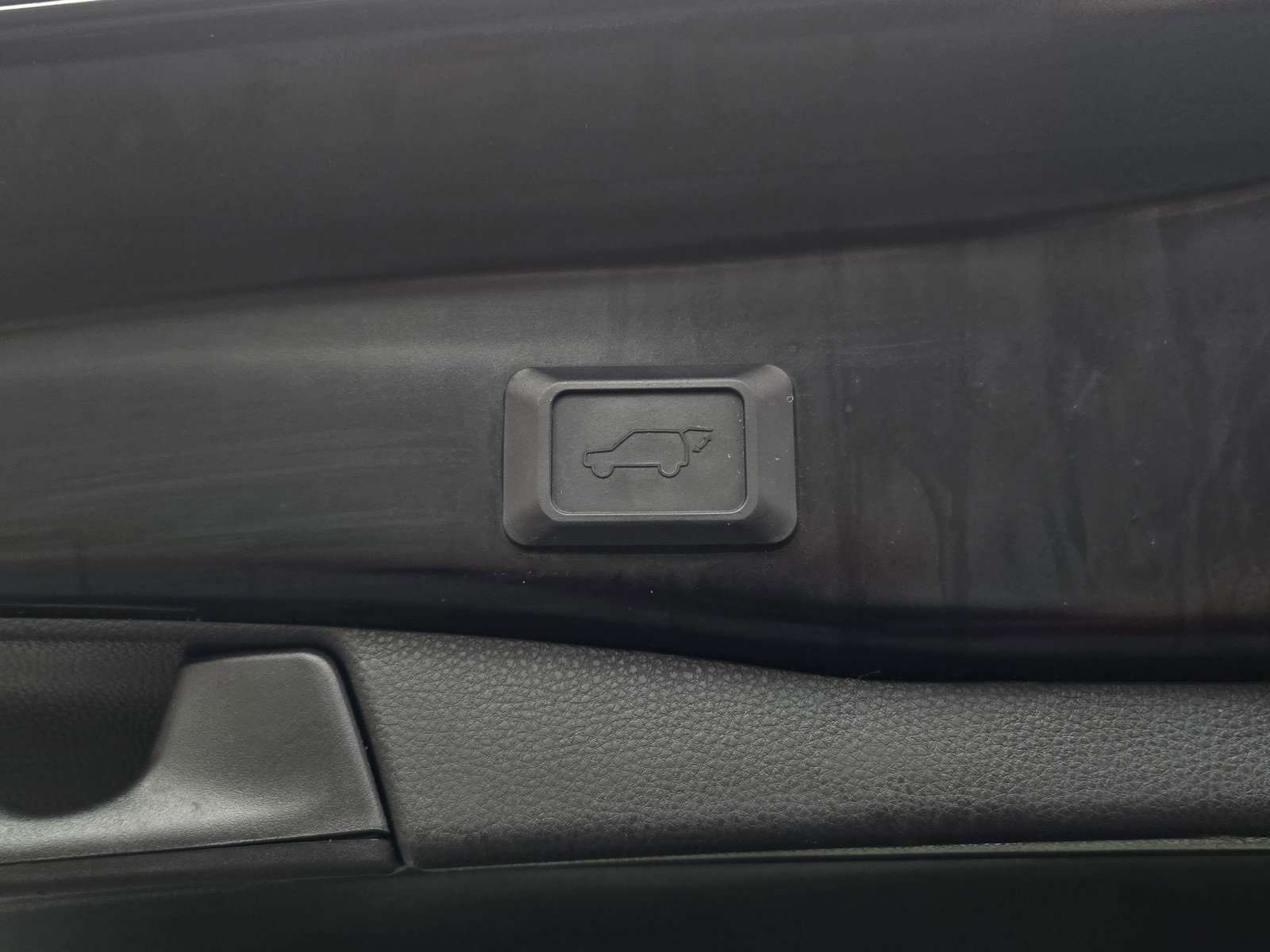 Certified 2023 Toyota RAV4 XLE Premium image 25