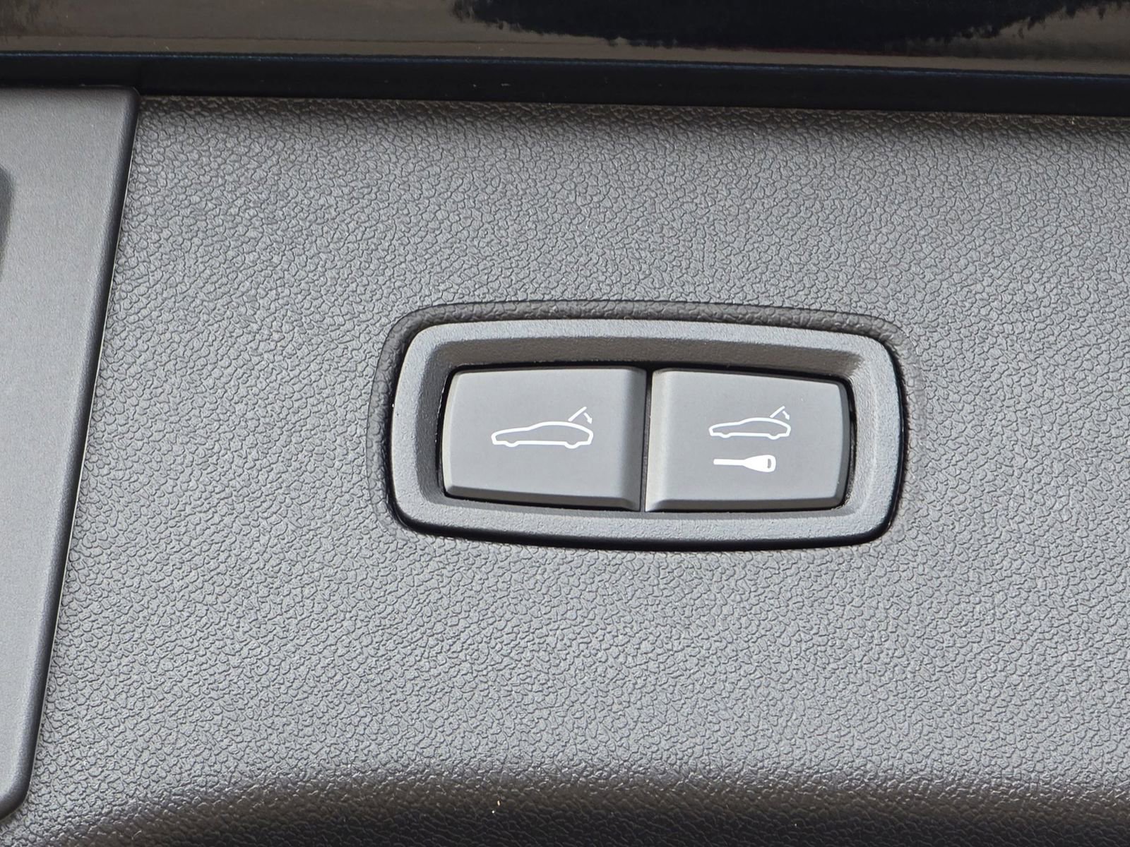 New 2026 Porsche Cayenne S image 25