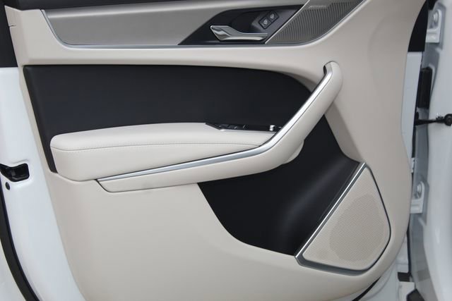 New 2026 Jaguar F-PACE R-Dynamic S image 21