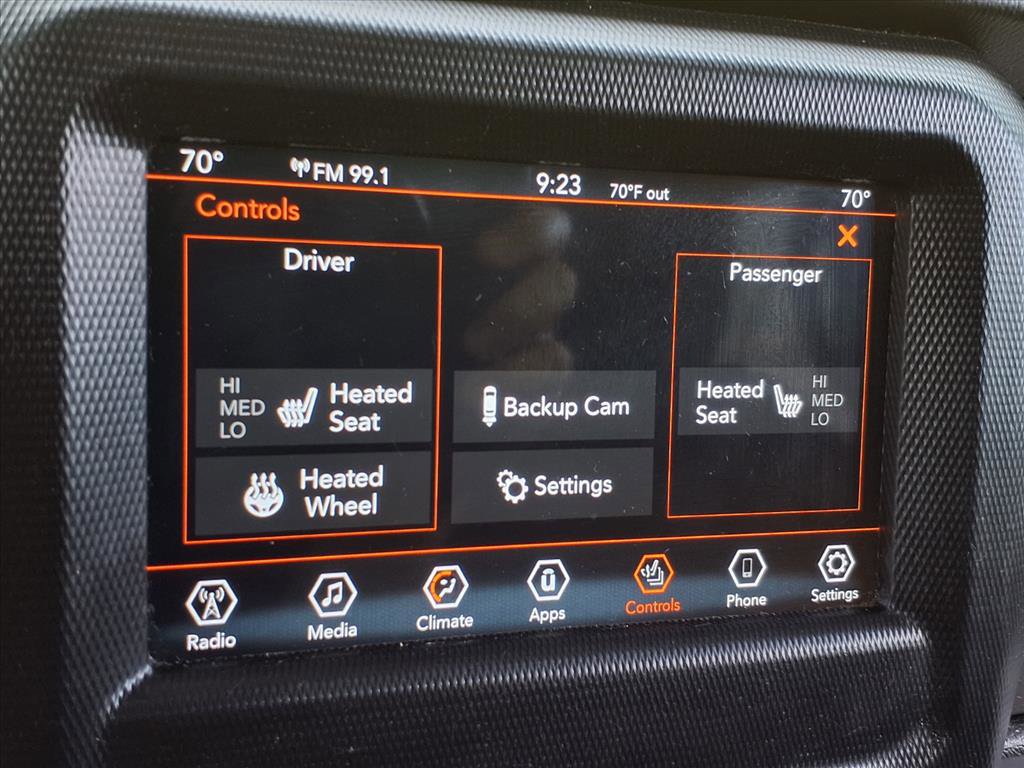 Used 2018 Jeep Wrangler Unlimited Sahara w/ Cold Weather Group image 20