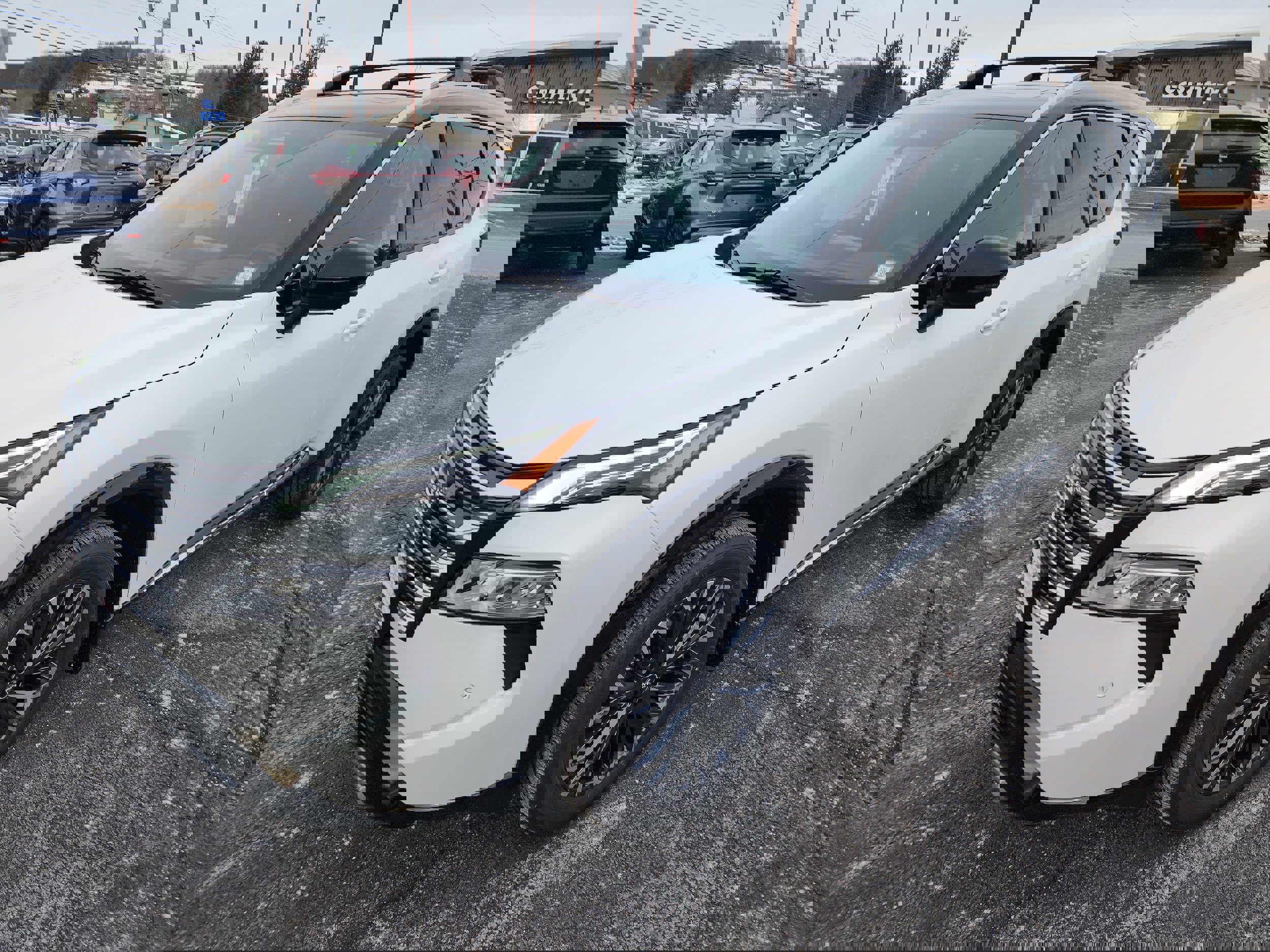 New 2026 Nissan Rogue Platinum image 4